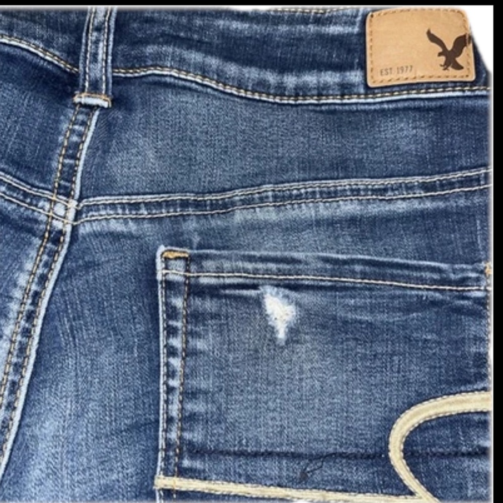 American Eagle Outfitters Dark Blue Distressed Denim Jean Shorts - Picture 3 of 8